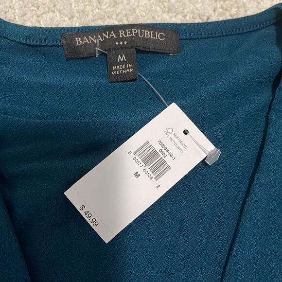 NWT- Banana Republic - M - Picture 7 of 8